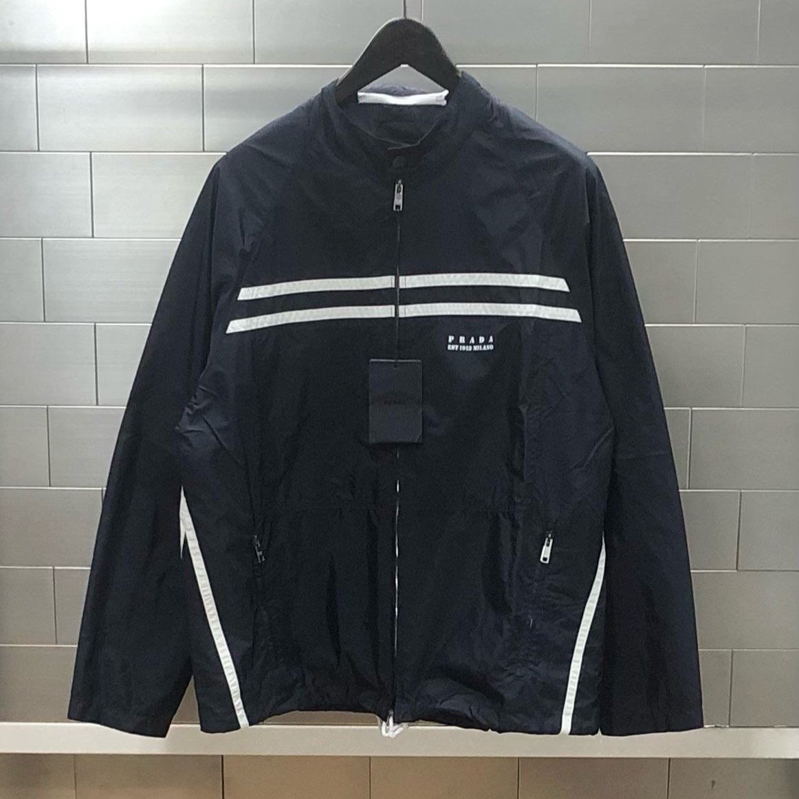 PRADA 프라다 리나일론 바람막이