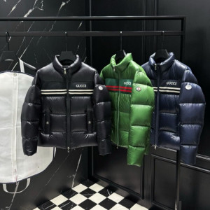 GUCCI 구찌 로고 다운 패딩