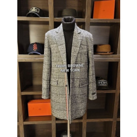 THOM BROWNE 톰브라운 시그니처 글렌 삼선 뉴 하프 코트