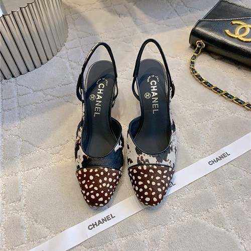 CHANEL 샤넬 여성용 샌들 (굽높이5.5CM) C97756