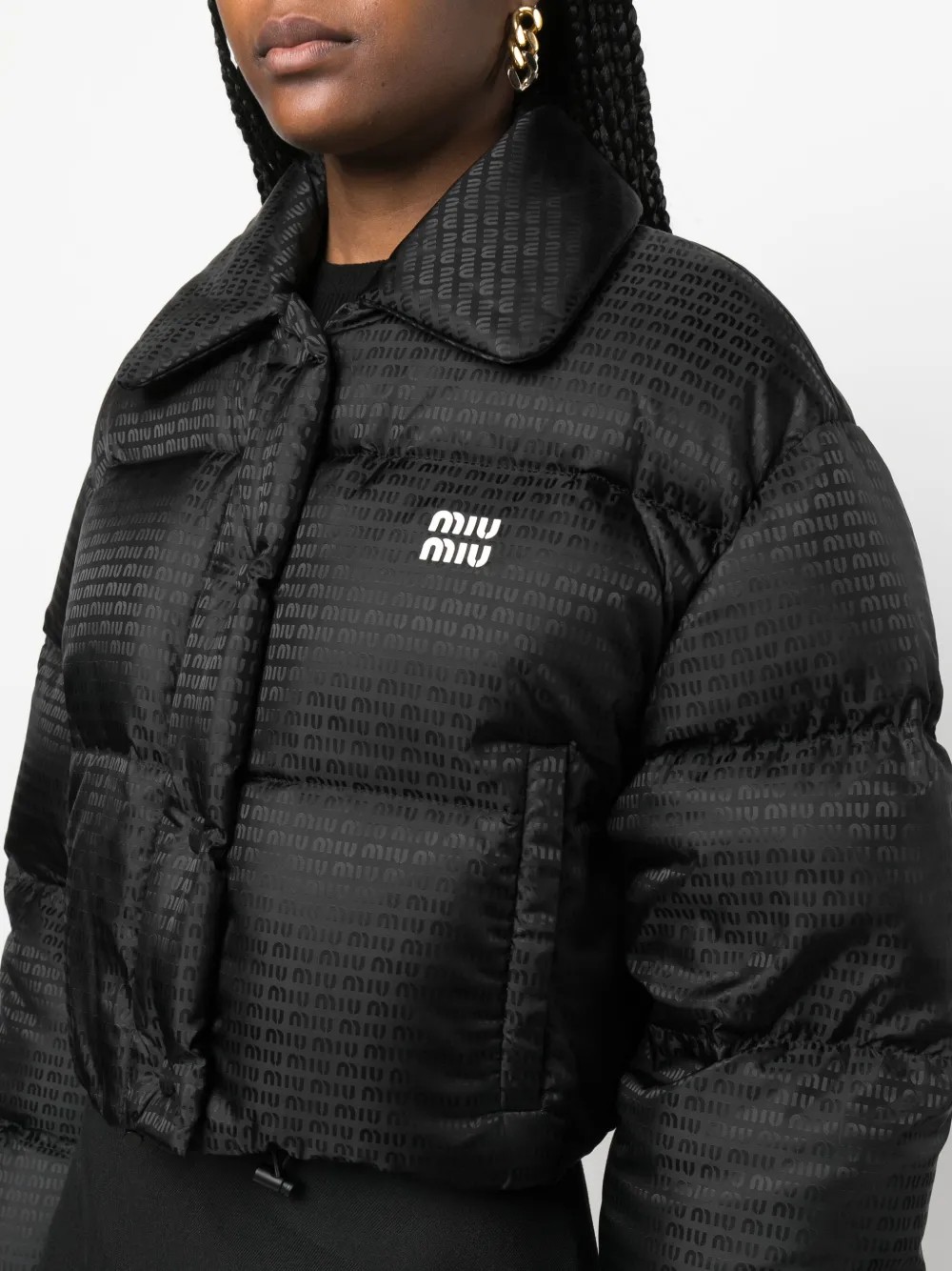 MIUMIU 미우미우 크롭 나일론 다운 재킷