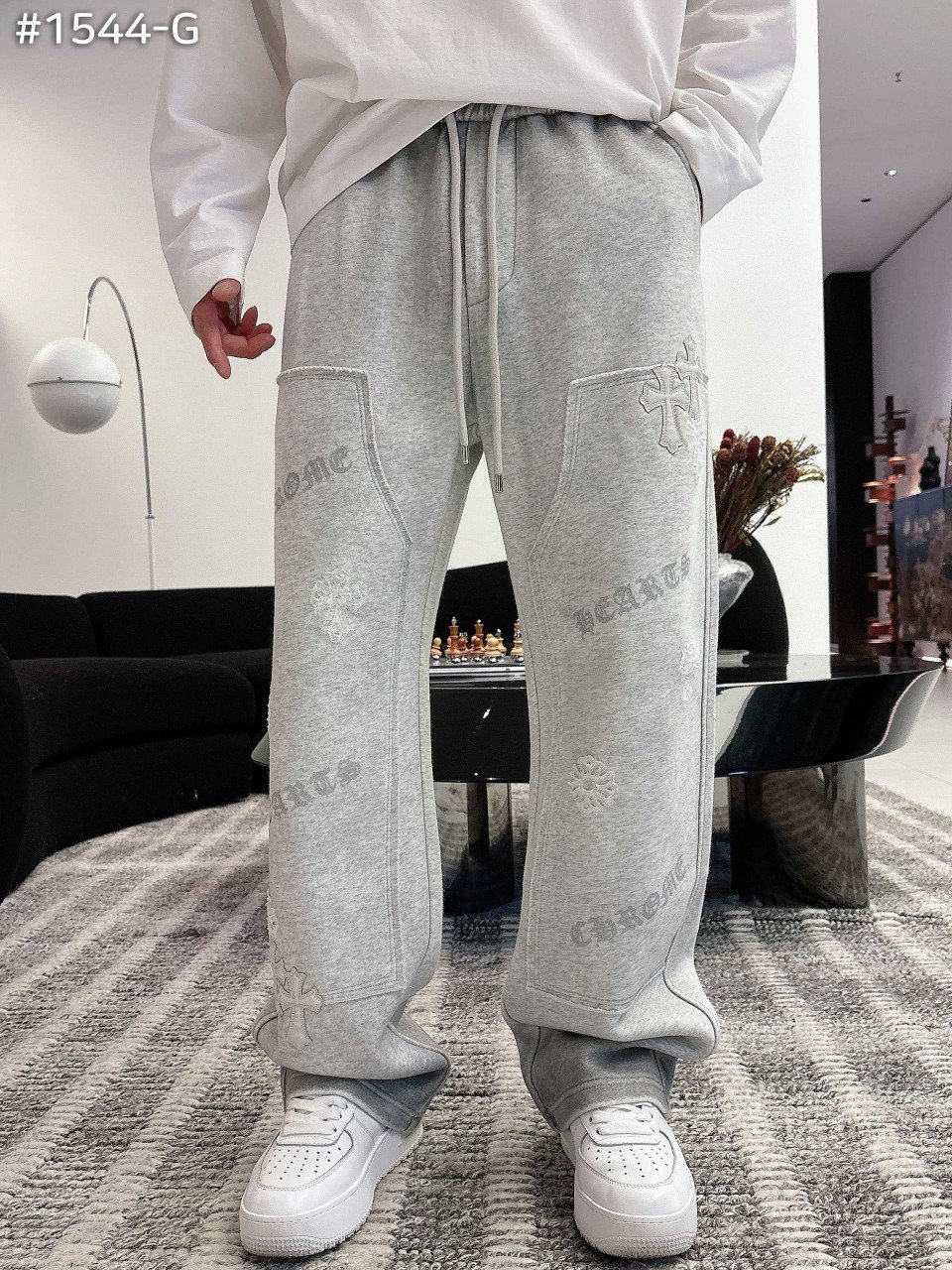 CHROME HEARTS 크롬하츠 레더 패치 코튼 와이드 스웻 팬츠 2COLOR