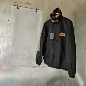 LOUIS VUITTON 루이비통 에비에이터 자켓 위드 모노그램 플리스 칼라 자켓