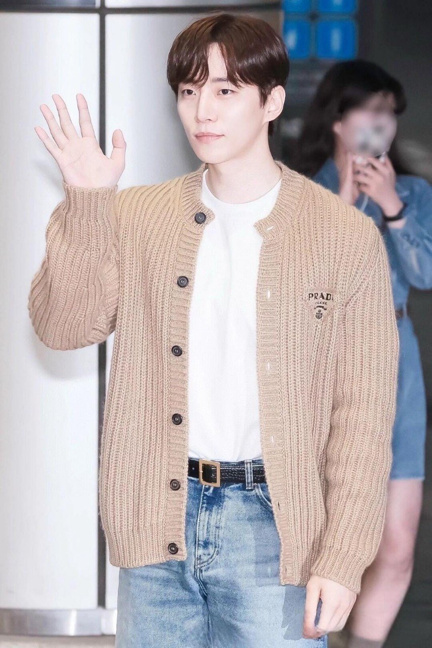 PRADA 프라다 캐시고라 가디건