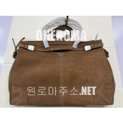 이*수 고객님 프라다 스웨이트 토트백