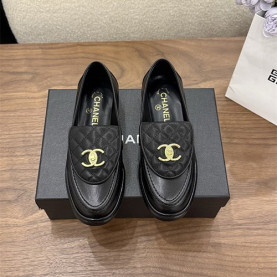 CHANEL 샤넬 여성용 로퍼 C72266