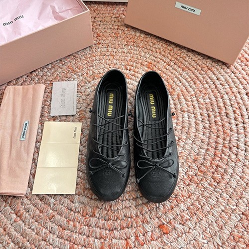 MIUMIU 미우미우 여성용 단화 M83243 2COLOR