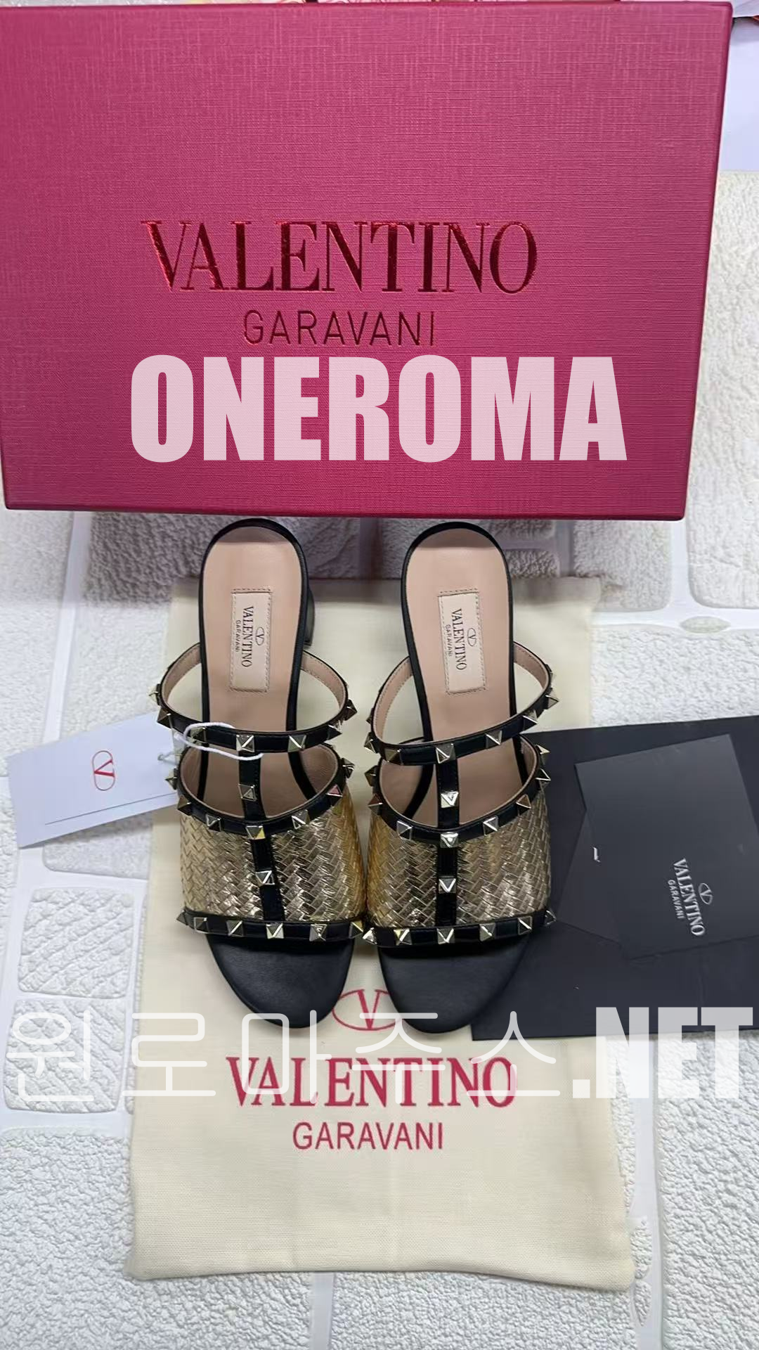 김*정 고객님 발렌티노 락스터드 메탈릭 샌들